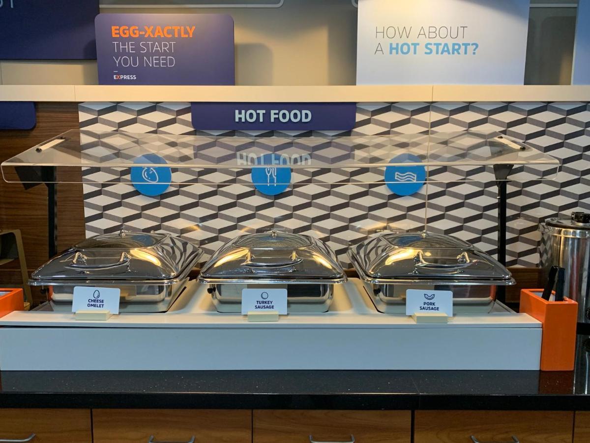 Holiday Inn Express And Suites Pittsburgh West Mifflin By Ihg Bagian luar foto