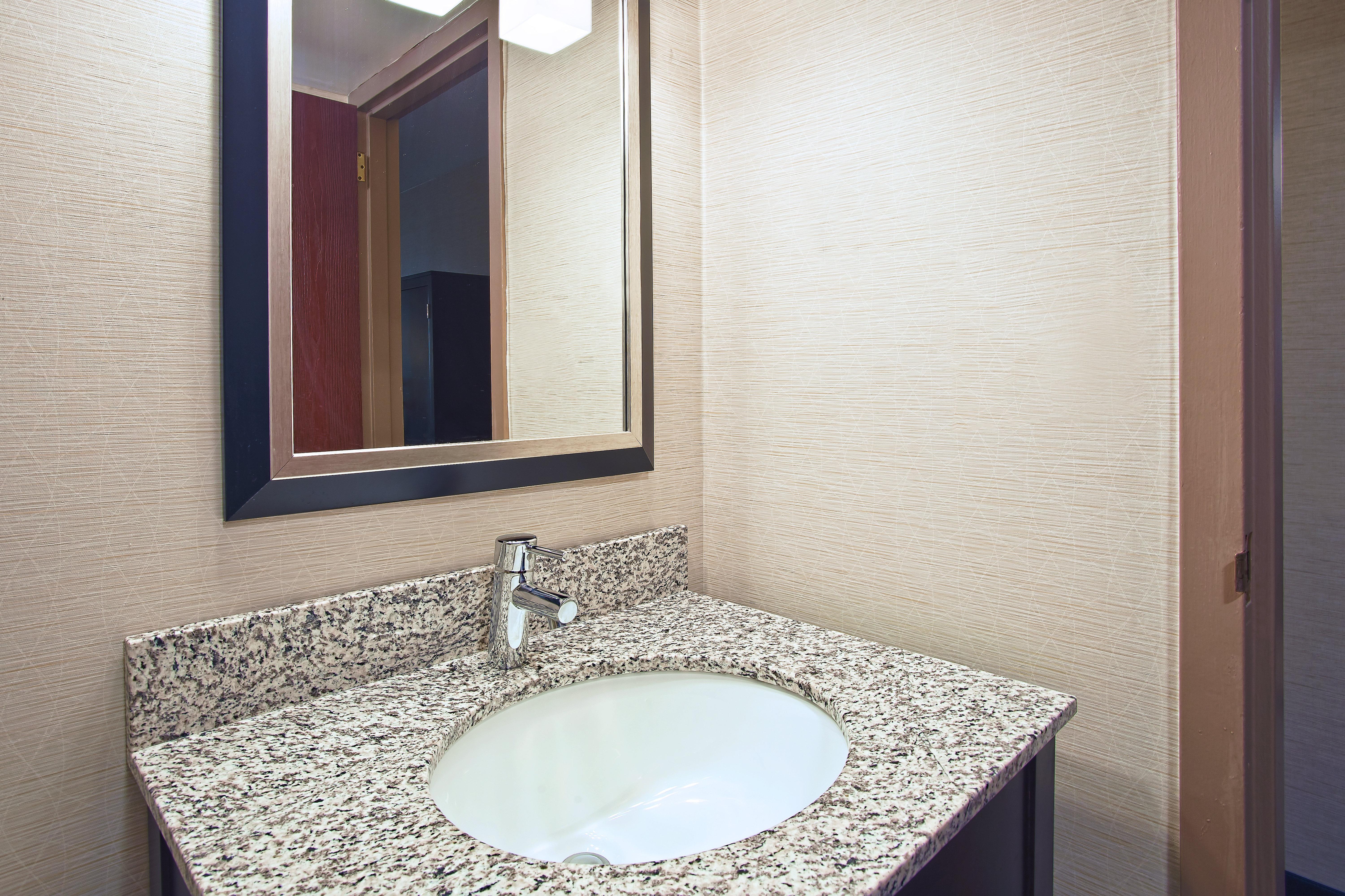 Holiday Inn Express And Suites Pittsburgh West Mifflin By Ihg Bagian luar foto