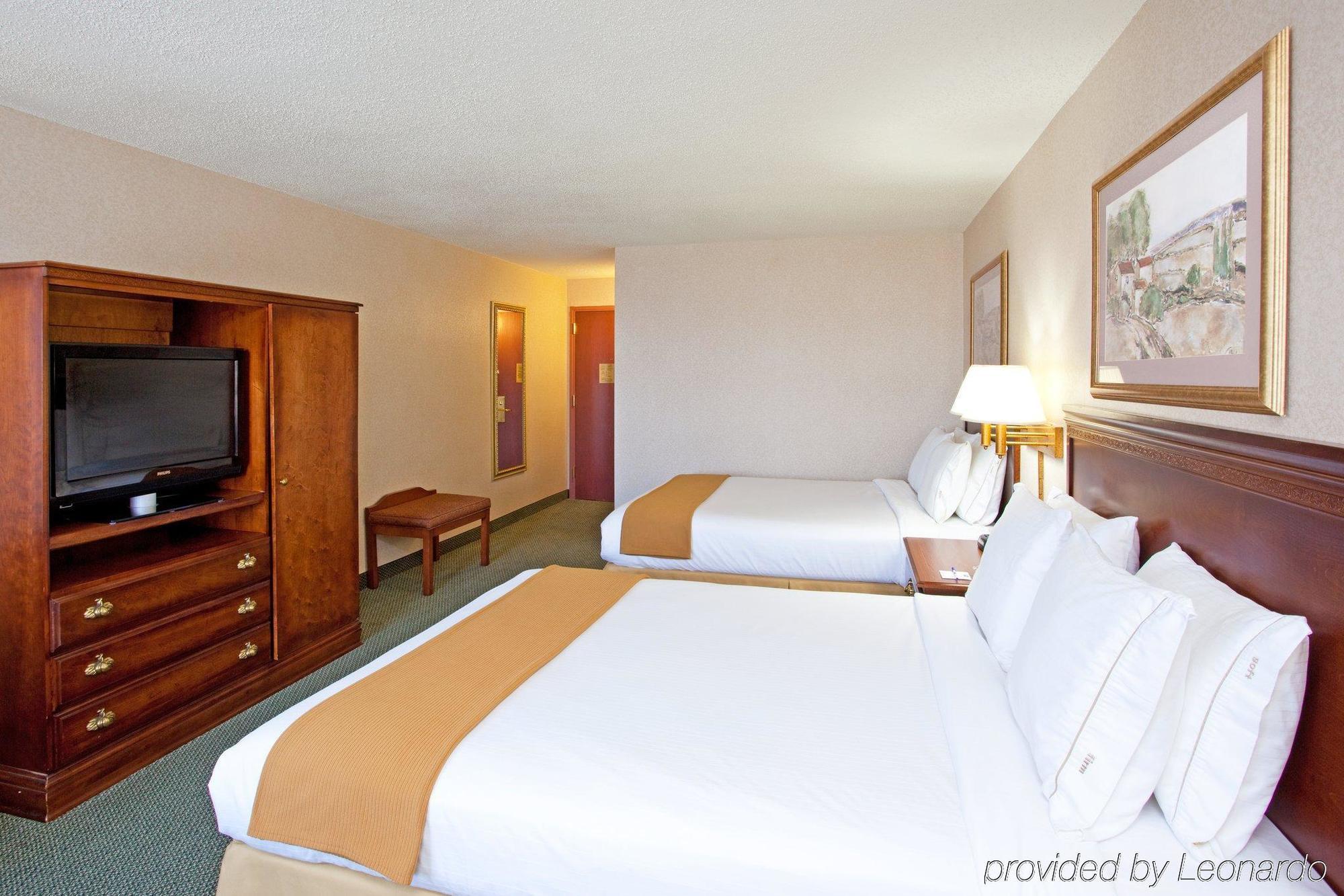 Holiday Inn Express And Suites Pittsburgh West Mifflin By Ihg Ruang foto