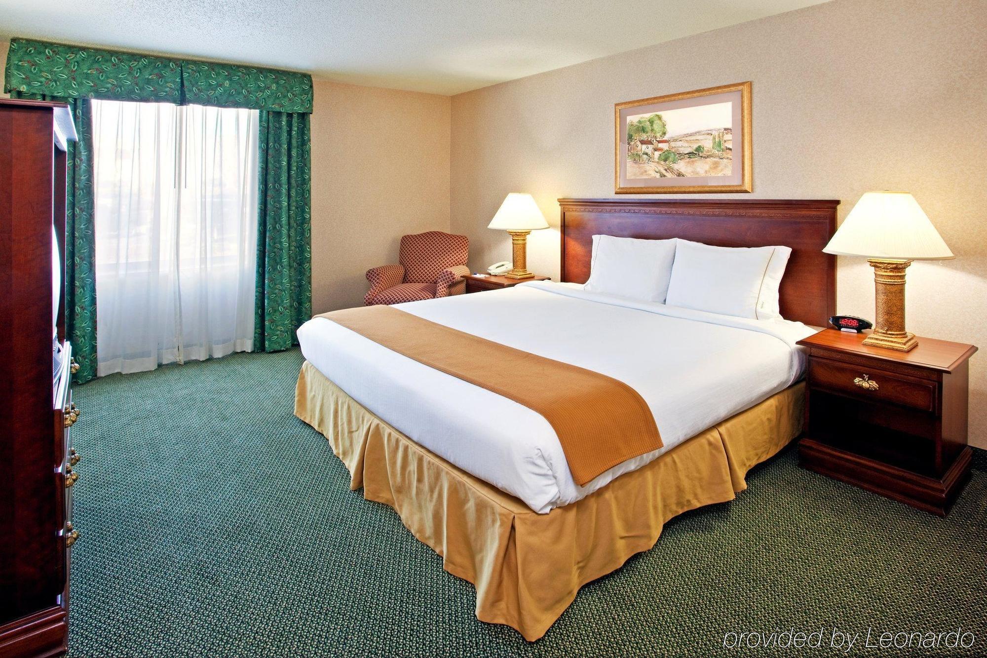 Holiday Inn Express And Suites Pittsburgh West Mifflin By Ihg Ruang foto
