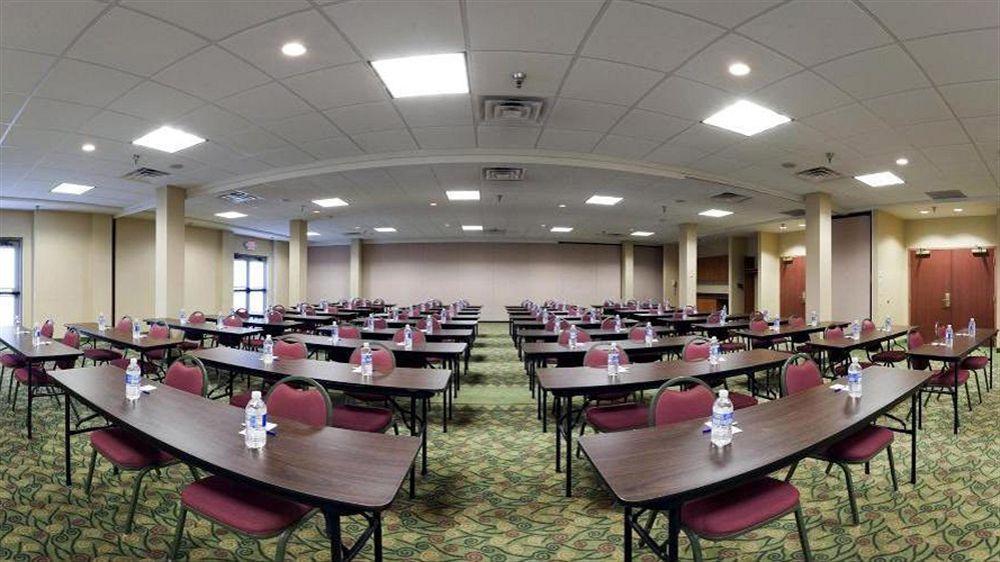 Holiday Inn Express And Suites Pittsburgh West Mifflin By Ihg Bagian luar foto